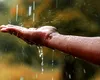 Vremea se schimbă: încălzire urmată de o răcire bruscă și precipitații