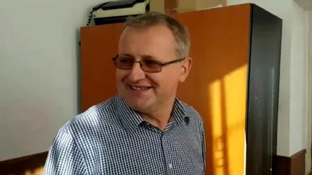 Candidatura primarului condamnat pentru pornografie infantilă, anulată. Soția îi ia locul condamnatului