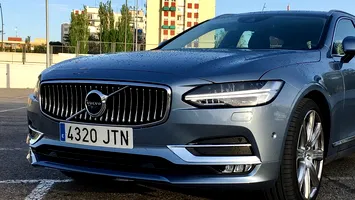 Prima companie auto care s-a resemnat cu tarifele lui Trump! Volvo promite să producă mai multe maşini în SUA