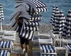 Șezlong sau prosop? Prețurile de pe litoral îi pun pe turiști în dilemă