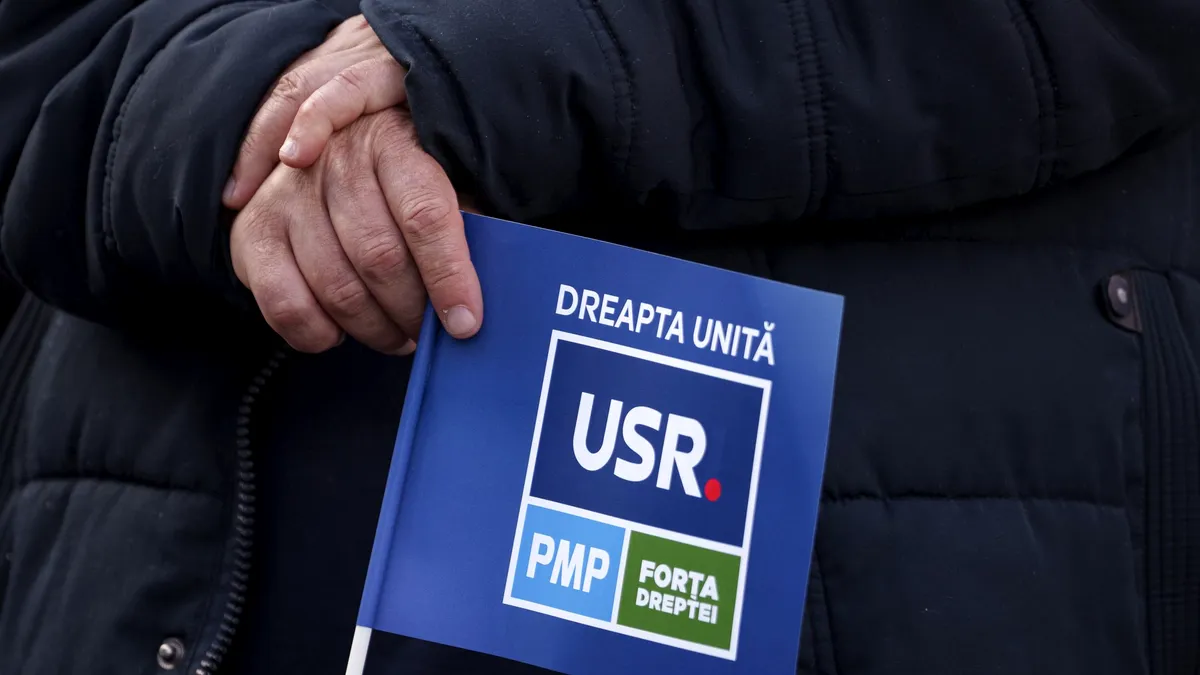 USR îşi alege un nou preşedinte, luni și marți. Cine sunt candidaţii