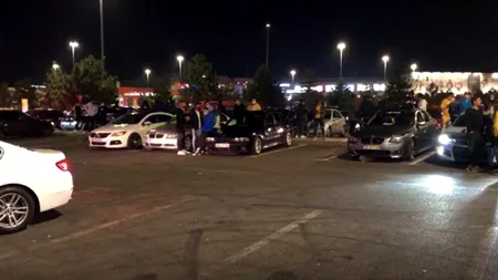 Concurs de drifturi din parcarea Băneasa Mall, întrerupt de Poliție