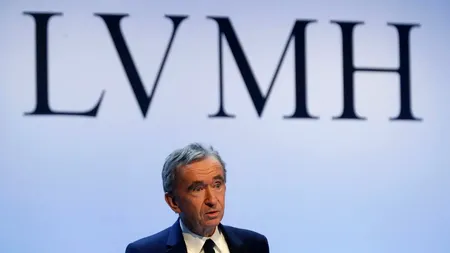 Elon Musk nu mai este cel mai bogat om din lume. Bernard Arnault l-a depășit