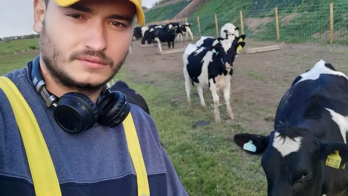 Cum vrea Chesnoiu să-i țină pe tinerii fermieri la sate: Cu zootehnie și horticultură