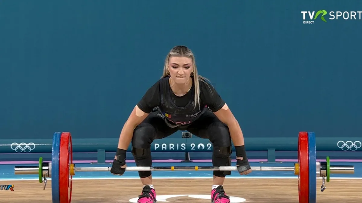 Mihaela Cambei a ridicat argintul olimpic la haltere, pentru România