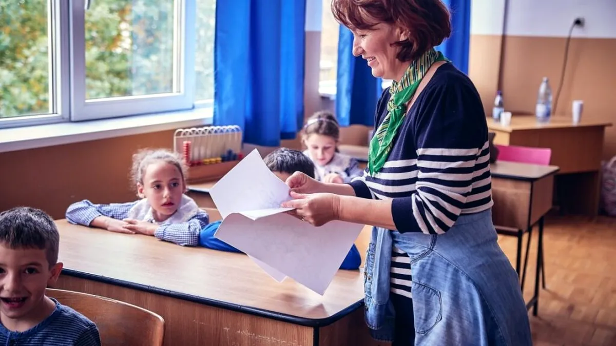 Sondaj: Câți dintre profesorii României și-ar dori să fie consultați când se iau decizii în educație