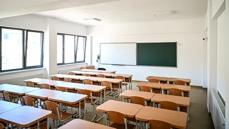 Incident grav la o școală din Târgu Mureș: doi elevi au fost răniți după ce o bucată din tavanul clasei a căzut peste ei