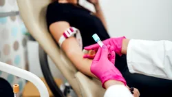 CNAS cere eliminarea plafoanelor la analizele medicale. Asigurații le-ar putea face oricând