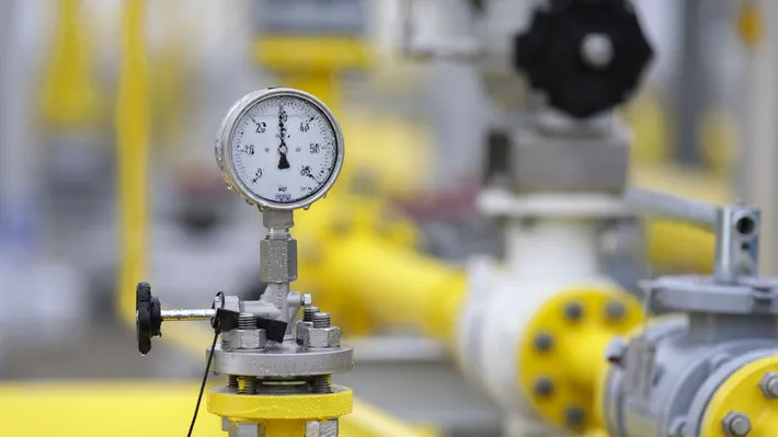 Europa taie definitiv robinetul gazelor rusești. Acord istoric pentru eliminarea totală a importurilor până în 2027