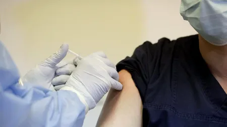 Pfizer și BioNtech testează un vaccin comun, atât pentru Covid, cât și pentru gripă