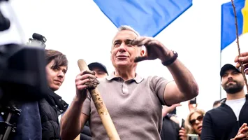 Arestul lui Călin Georgescu expiră la miezul nopții. Judecătorii decid în dosarul de 1,1 milioane de euro