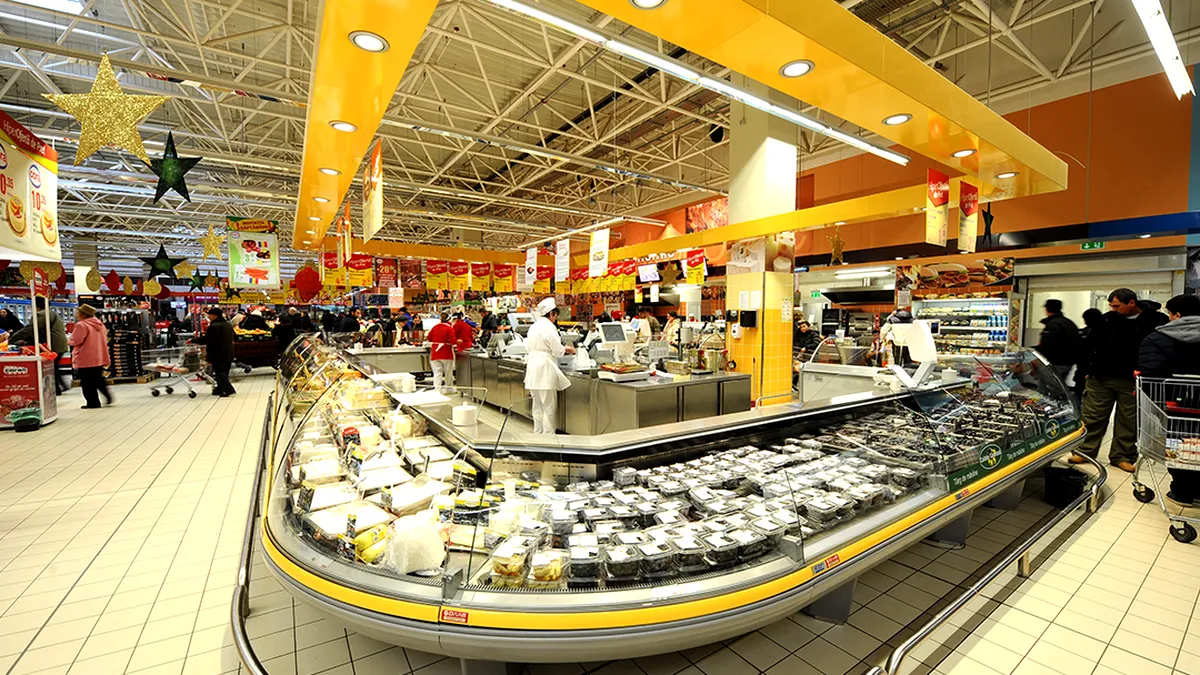 cora este primul retailer care permite accesul în magazine consumatorilor, fie că au sau nu certificat verde