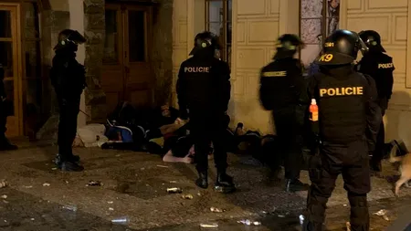 Ciocniri violente în Praga între poliție și manifestanți