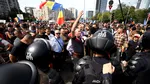 Protestul de la Guvern: oierii au venit cu revendicări, AUR și georgiștii cu zavera