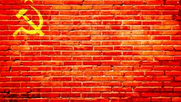 Au și ei nostalgicii lor: Aproximativ 8% dintre ucraineni se consideră „sovietici”, iar 14% vor refacerea URSS