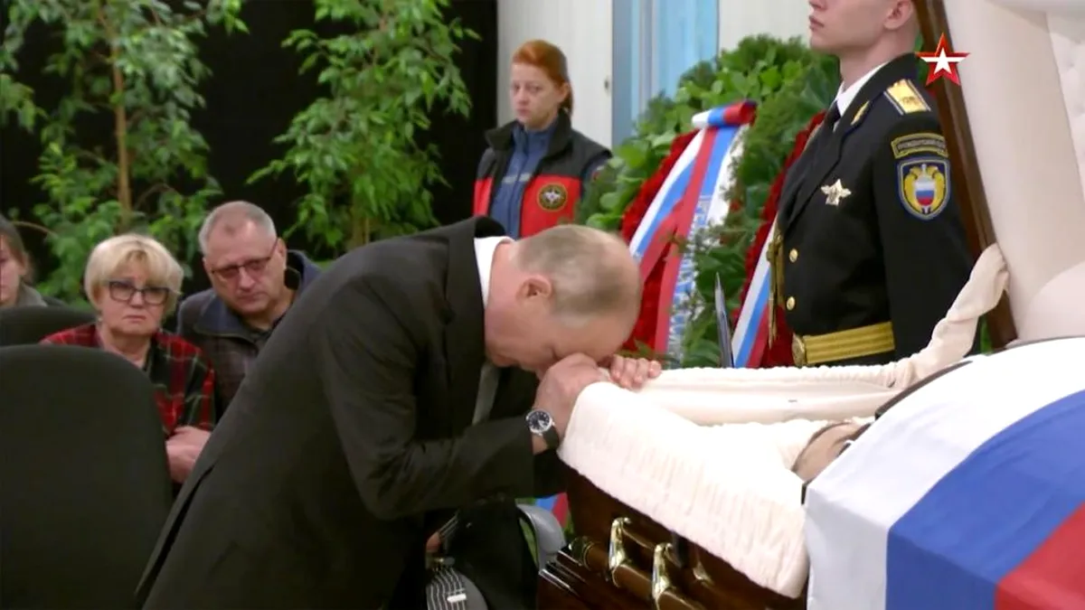 Vladimir Putin și-a manifestat tristețea la căpătâiul unui bun prieten, mort „din întâmplare”