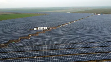 Nemții construiesc un mare parc fotovoltaic în județul Giurgiu