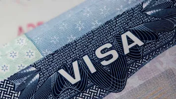 SUA suspendă, oficial, eliminarea vizelor pentru români. Ciolacu: E politica de securitate a administrației Trump