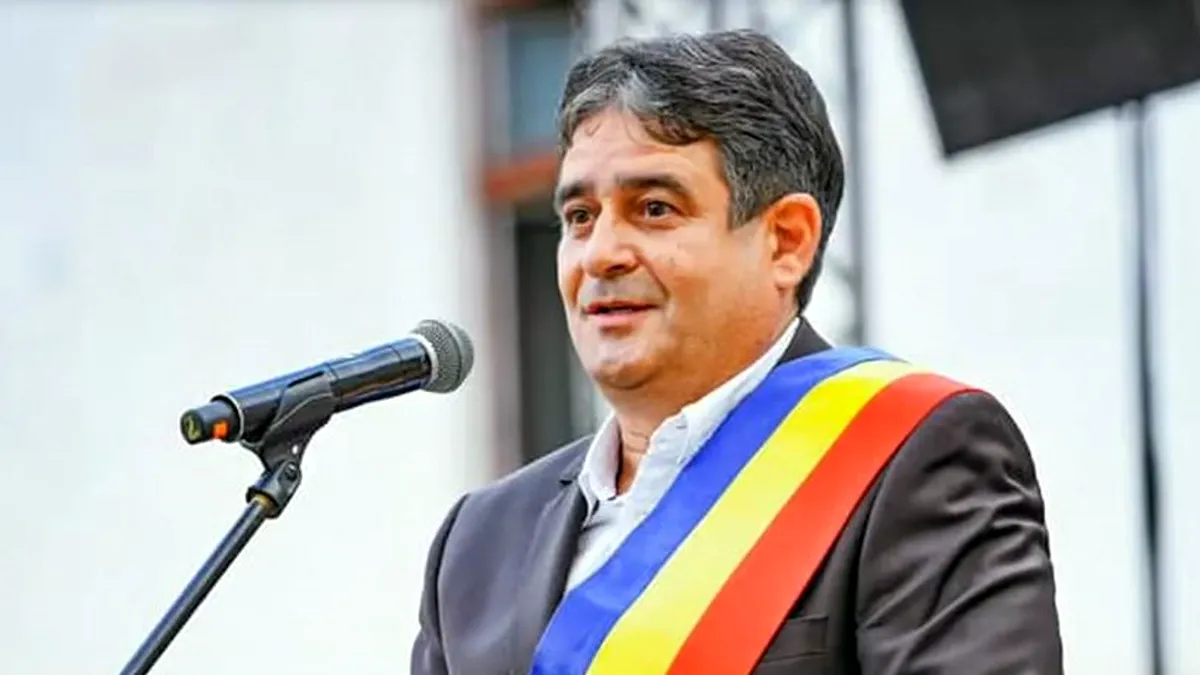 Salarii nebune la Primăria Alba Iulia! Primarul Gabriel Pleșa este campion
