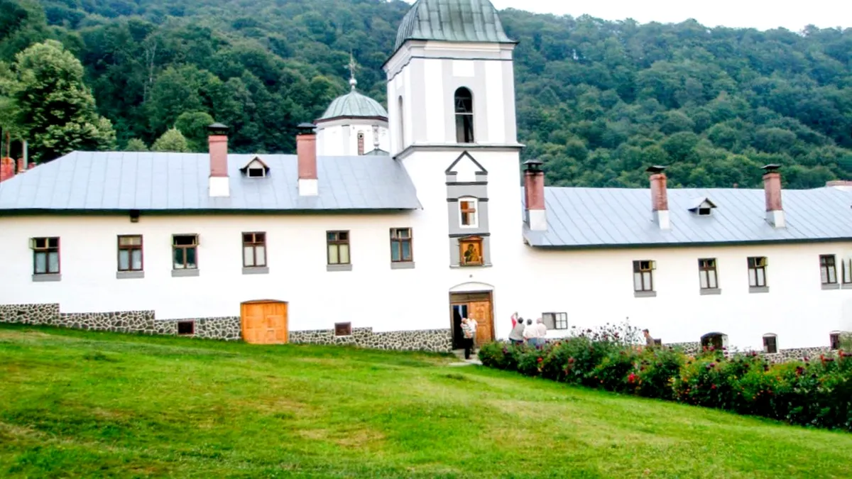 Blestemul de la mănăstirea Frăsinei. Reacția BOR: 