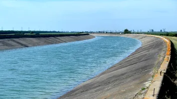 Două asocieri, conduse de „Erbașu” și „Dimex”, au depus oferte pentru un sector de 23 km din Canalul Siret – Bărăgan
