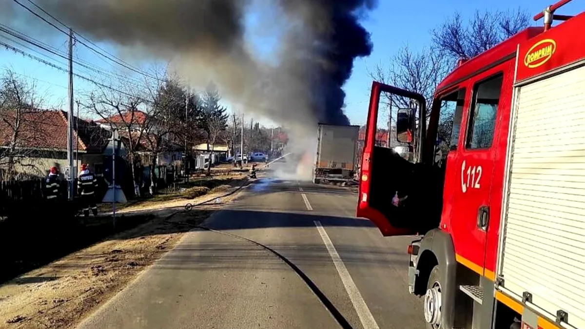 UPDATE: Accident grav în Giurgiu: Un autocamion încărcat cu azotat de amoniu a luat foc în mers