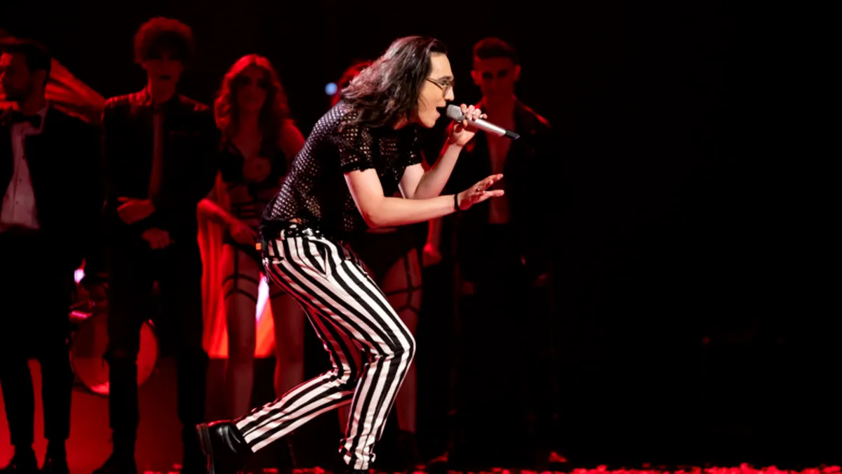 Cine este Theodor Andrei, tânărul de 18 ani care va reprezenta România la Eurovision 2023