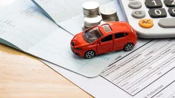 Vacanțele cu mașina în Europa devin mai scumpe și mai complicate: reguli noi, amenzi uriașe și interdicții în 2025