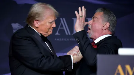 Mel Gibson, slăbiciunea lui Trump? Actorul condamnat pentru violență domestică primește din nou dreptul de a purta armă