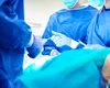 O femeie a fost mutilată după o operație la sâni realizată de un medic supraviețuitor al tragediei aviatice din Apuseni