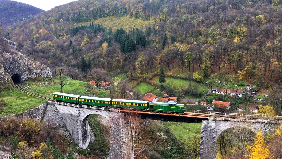 O gară de poveste. E un magnet pentru turiștii pasionați de istorie și arhitectură