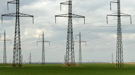 Vești proaste: „Taxa pe stâlp” va scumpi gazele și electricitatea