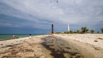 „Maldivele Ucrainei” și-au pierdut farmecul: în ce a transformat Rusia cea mai mare insulă a Mării Negre