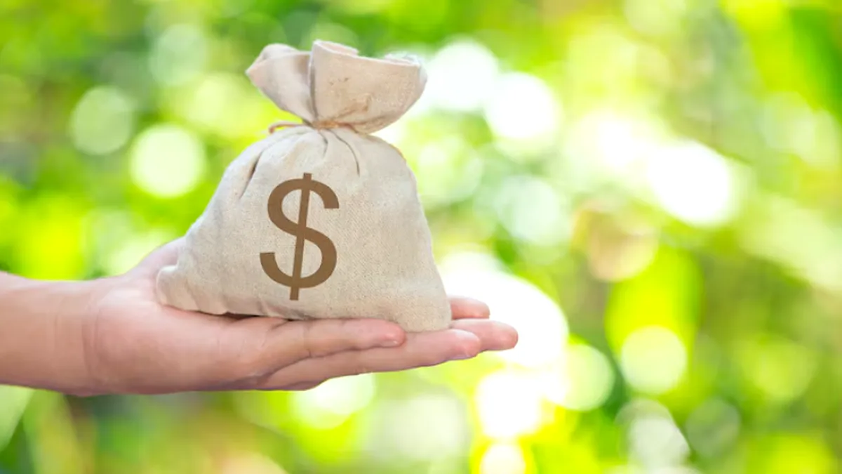 Cum obţin super-bogații sume uriașe rapid și evită taxele