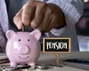 Reformă la pensiile speciale: vârsta de pensionare urcă, privilegiile coboară