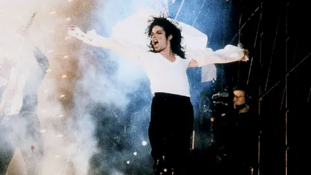Controverse recente: Cine cântă în locul lui Michael Jackson