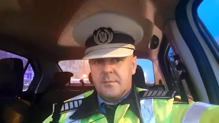 Viorel Teacă, mândria Poliției Române. Cine este agentul din Sibiu care s-a jucat cu zăpadă cu copii, în loc să îi amendeze