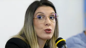 Cel mai atacat ministru aprobă hidrocentrala Pașcani: finalul improvizațiilor, începutul transparenței