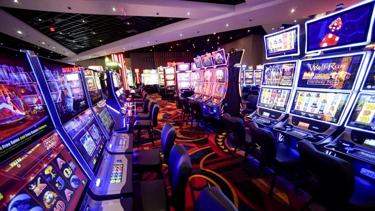 Lovitură de proporții pentru cazinouri: legea anti-păcănele a fost adoptată. În București se vor închide cele mai multe săli