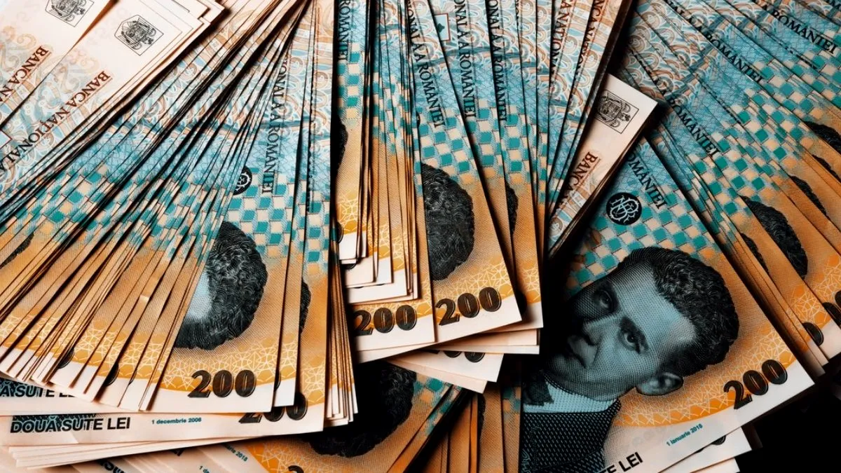 Statul se împrumută din nou de la populaţie. Ce dobânzi oferă la noua ediţie de titluri Tezaur