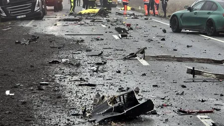 Carnagiu pe E70: Șase morți și trei răniți lângă Lugojel, după ce un microbuz a intrat într-un TIR (VIDEO)