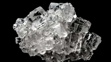 Au fost descoperite trei minerale noi. Geologia scrie din nou istorie