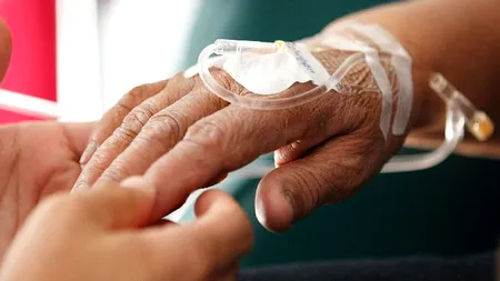 O nouă chimioterapie capabilă să reducă tumorile solide