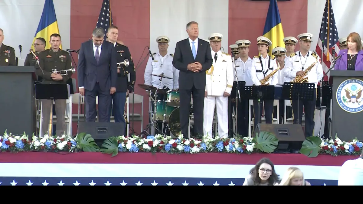 Klaus Iohannis și Marcel Ciolacu sărbătoresc Ziua Independenței Americii. Întâlnire importantă cu ambasadoarea Kathleen Kavalec