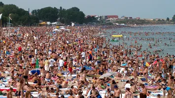 Cum, necum, vara lui 2026 s-a dus! Anul de supraviețuire în turismul românesc continuă, iar accentul va cădea și în toamnă pe oferte de tip „last-minute”!
