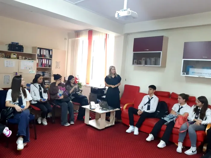La Colegiul Național „Al. I. Cuza” din Galați a fost lansat un proiect de predare interdisciplinară la orele de literatură română