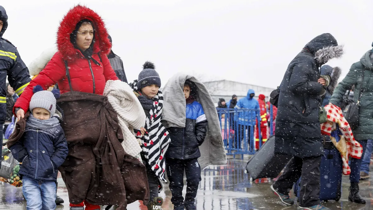 Poliţia de Frontieră: 4.147 de cetăţeni ucraineni au intrat joi în România, în scădere faţă de ziua precedentă