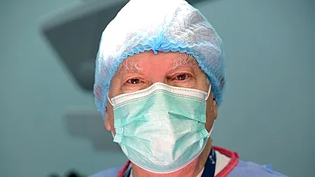 Prof. dr. Vlad Ciurea: „Restricțiile sunt o soluție. Arma noastră e vaccinul”