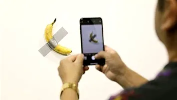 Povestea bananei de 6 milioane de dolari. Ce mai înseamnă arta azi?