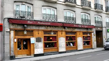 Cafeneaua preferată de artiști celebri, deschisă timp de 140 de ani, se închide, în Spania